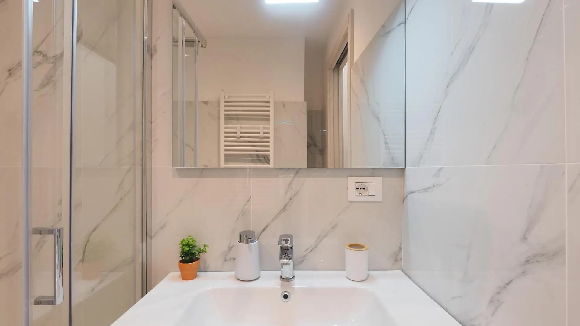 Primopiano - Marcona Apartment Milan 0*,
